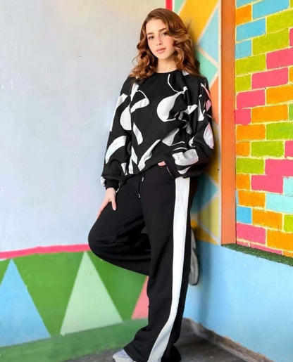 طقم شتوي نسائي أنيق بنقشات فاخرة – قطعتان